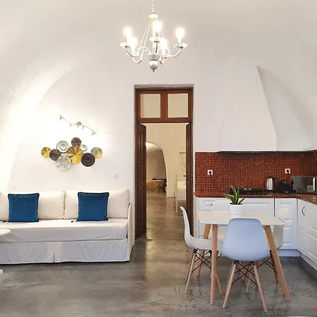 Navita Cave Apartment *